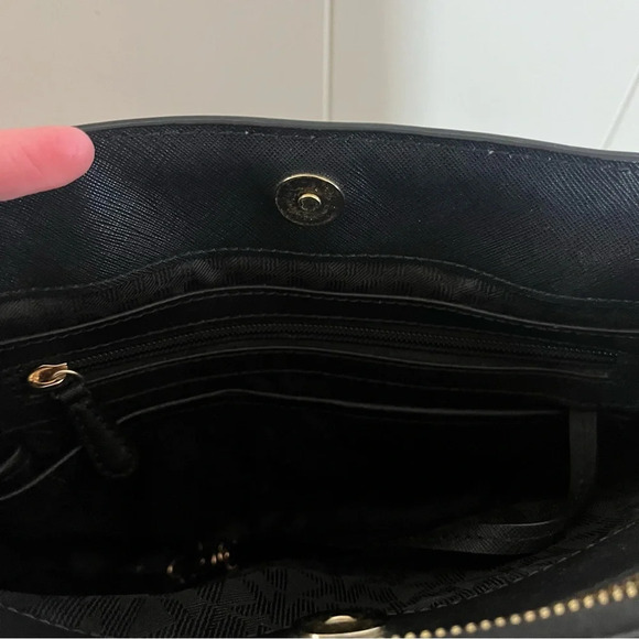 Michael Kors Black Women's Bag and Wallet Set - Picture 6 of 16